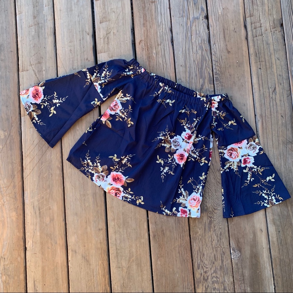 Floral ♡ Off the Shoulder Top - Picture 6 of 8